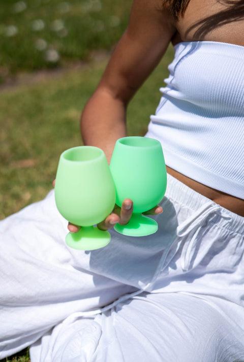 gerbera + leaf | stemm | silicone unbreakable wine glasses - porter green | style + sustainability