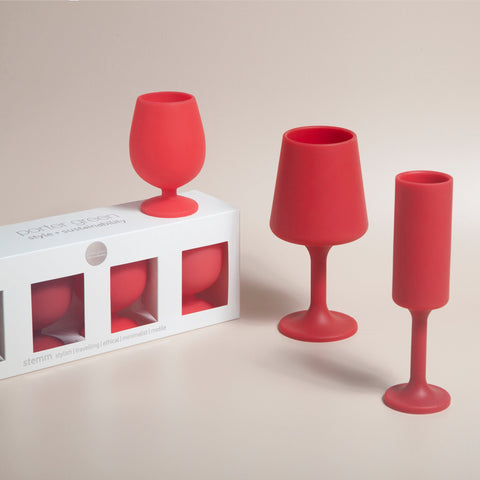 holiday cranberry | stemm | silicone unbreakable wine glasses - porter green | style + sustainability