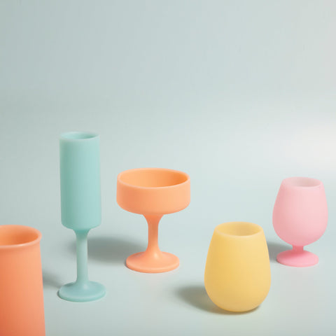 melone | mecc | silicone unbreakable cocktail glasses - porter green | style + sustainability