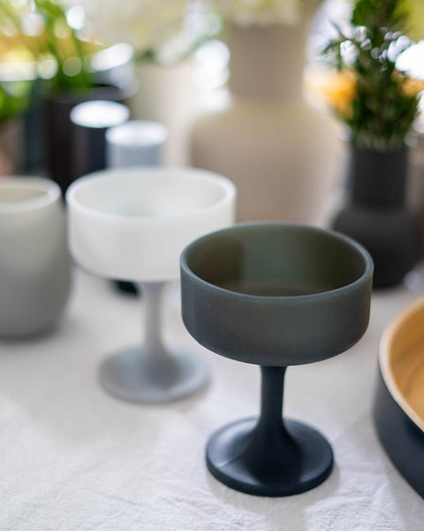 smoke + storm | mecc | silicone unbreakable cocktail glasses - porter green | style + sustainability