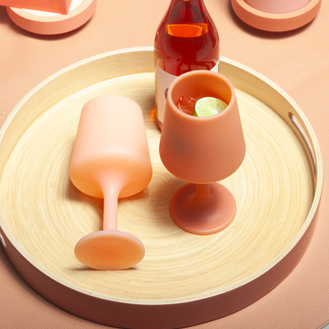 terra + peach | swepp | silicone unbreakable wine glasses - porter green | style + sustainability