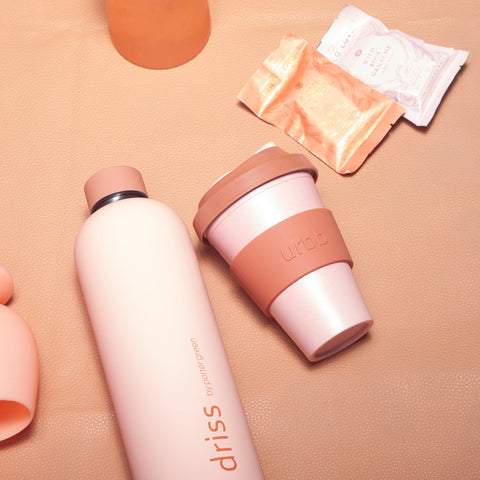 terra + peach | urbb | biodegradable bamboo coffee cup - porter green | style + sustainability
