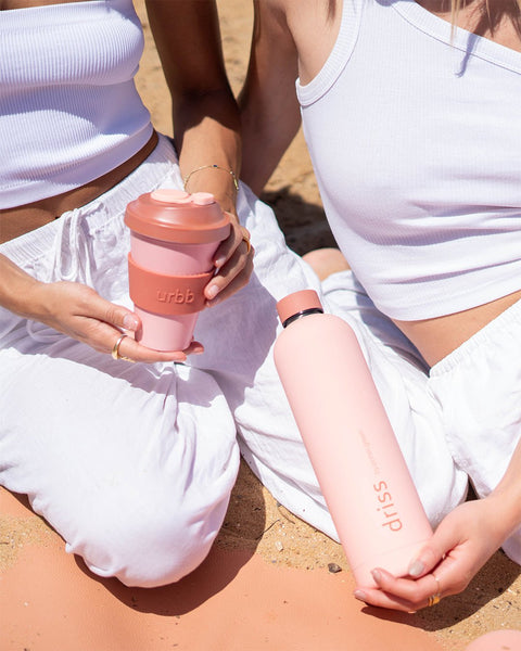 terra + peach | urbb | biodegradable bamboo coffee cup - porter green | style + sustainability
